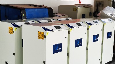 激光煙霧凈化器哪家好,執(zhí)信環(huán)保激光煙霧凈化器凈化車間煙塵污染！