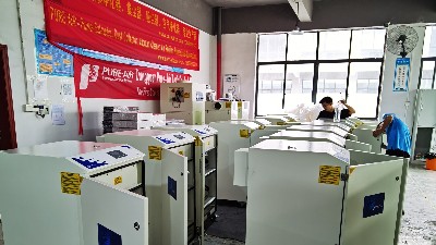 工業(yè)粉塵除塵器，執(zhí)信環(huán)保為工業(yè)加工提供高效除塵設(shè)備。