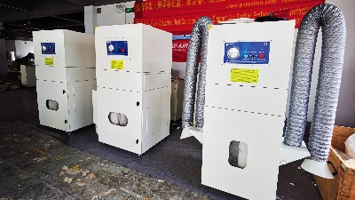 濾筒除塵設(shè)備,脈沖濾筒除塵器,執(zhí)信環(huán)保幫助企業(yè)凈化煙塵污染！