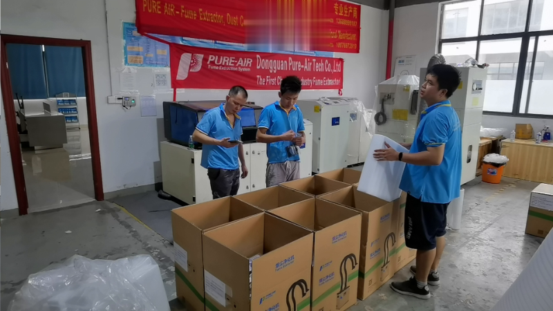 煙塵凈化機(jī),工業(yè)煙塵凈化機(jī),車間煙塵凈化機(jī)。