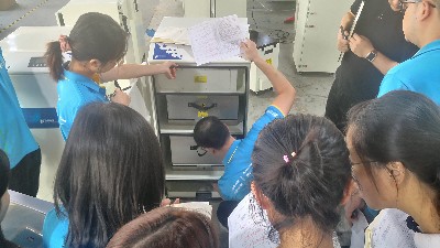 激光煙霧凈化器生產(chǎn)廠家，執(zhí)信環(huán)保科技產(chǎn)品知識(shí)培訓(xùn)！