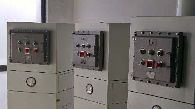 車間防爆除塵器，執(zhí)信環(huán)保助力企業(yè)安全凈化粉塵。